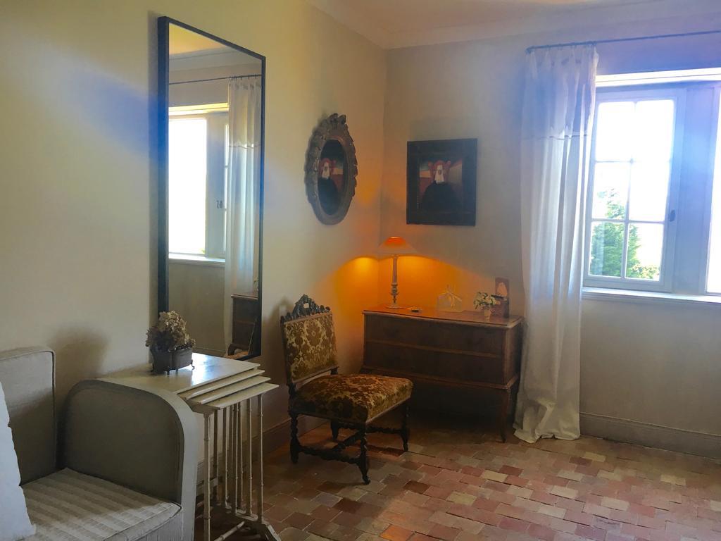 Les Volets Bleus Bed & Breakfast อาร์กองส์ ภายนอก รูปภาพ