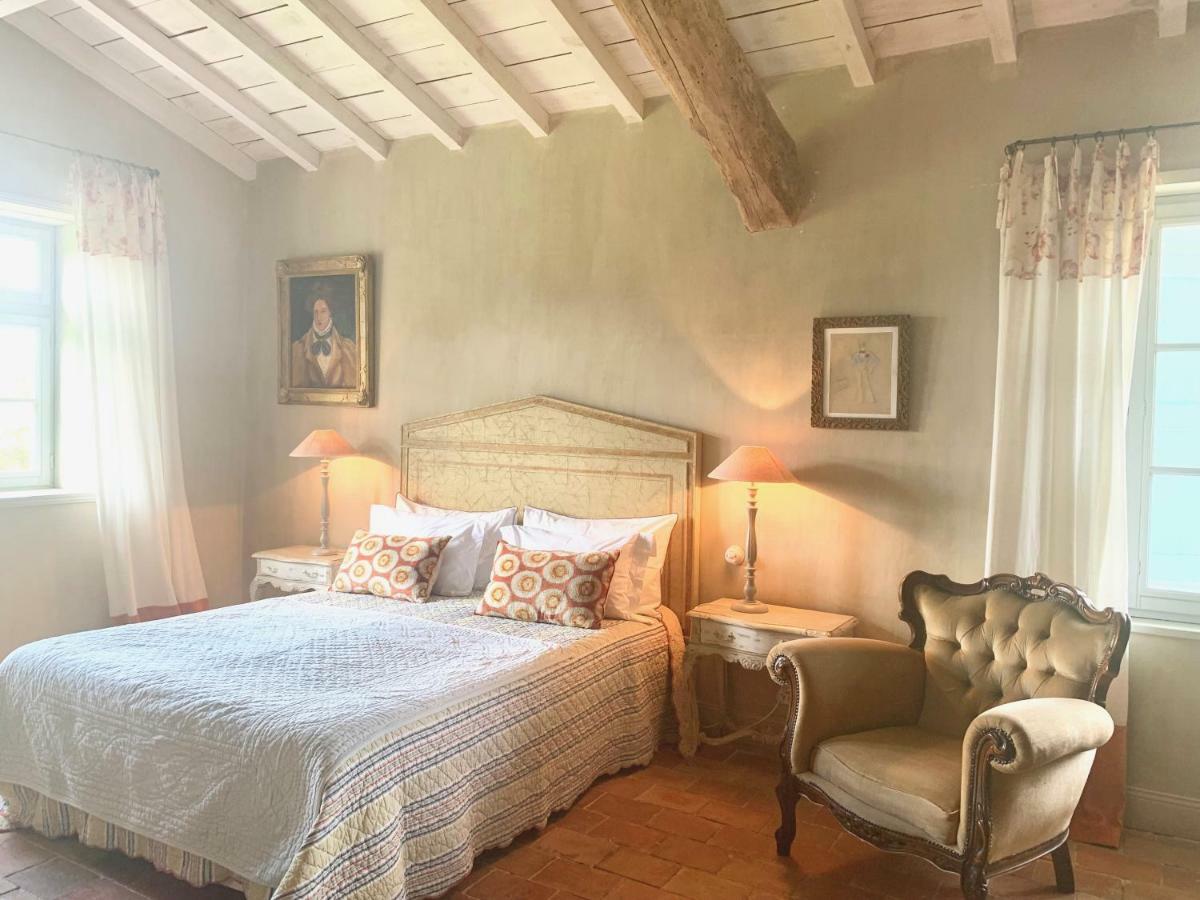 Les Volets Bleus Bed & Breakfast อาร์กองส์ ภายนอก รูปภาพ